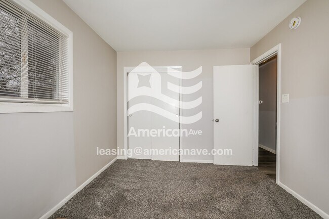 Building Photo - 4053 Arquette Dr