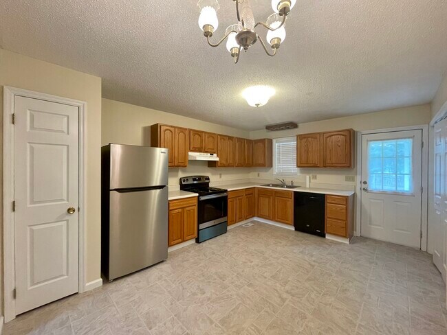 Building Photo - 7224 Howard Bennett Way