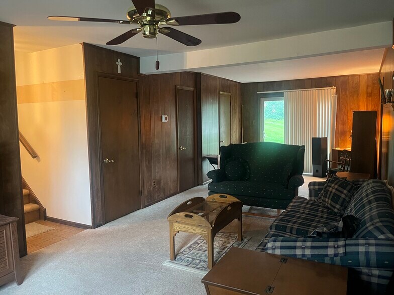 Building Photo - 2133 Dapple Dr