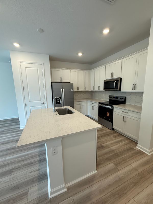 Building Photo - 2329 SE Federal Hwy