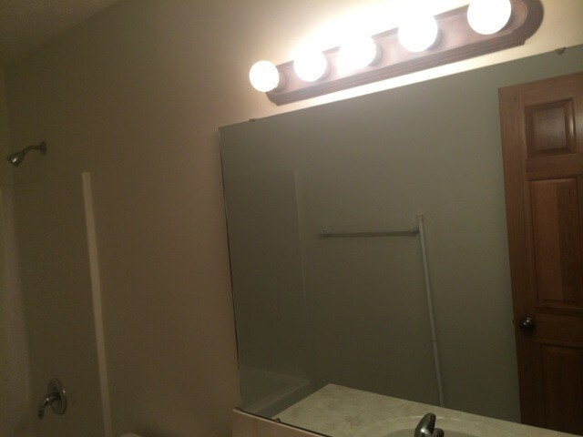 Vanty - 2251 Shamrock Ln