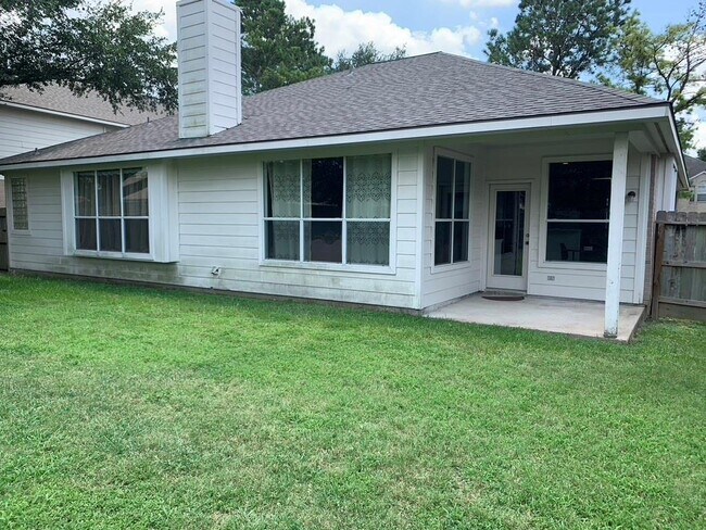 Building Photo - 18326 Hollow Branch Ct
