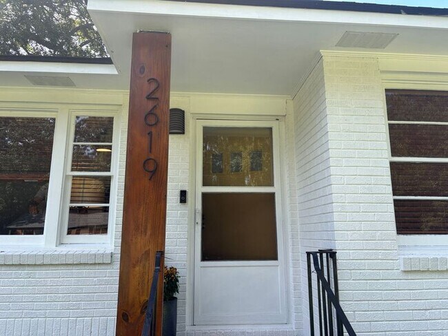 Building Photo - 2619 Church Creek Dr