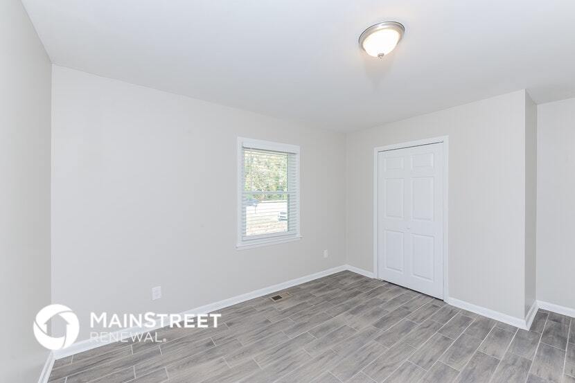 Building Photo - 2073 Powder Springs Rd SW