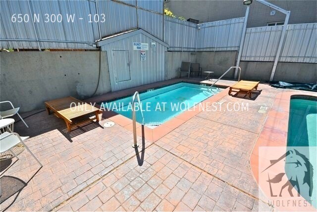 Building Photo - No Deposit Option! Stunning 1 Bedroom Down...