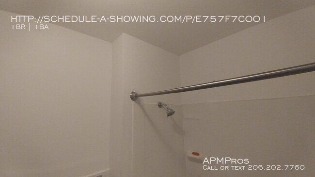 Building Photo - 2603 6th Ave