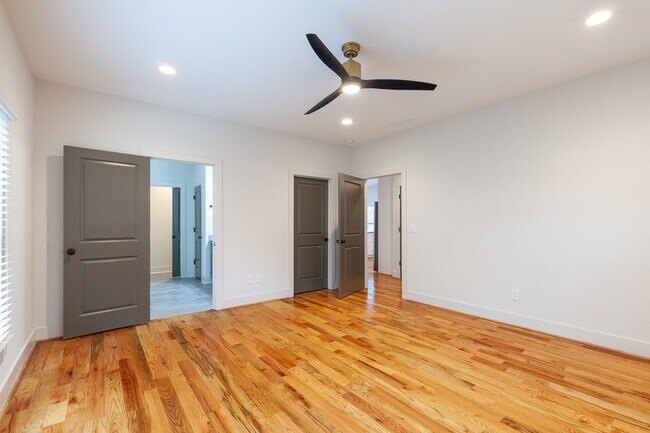 Building Photo - Conveniently Located 4bd/3ba Home Minutes From ATLBeltLine w/ Private Backyard!