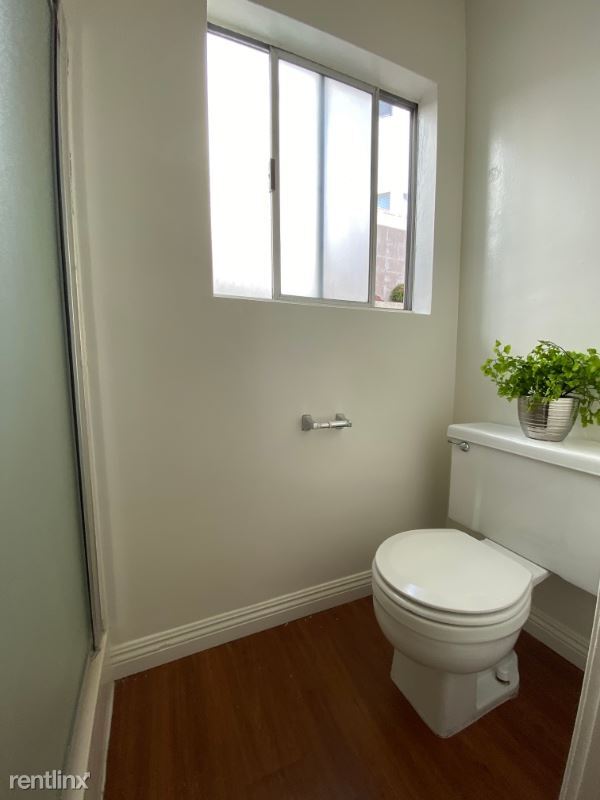 Building Photo - 5858 S Pacific Coast Hwy