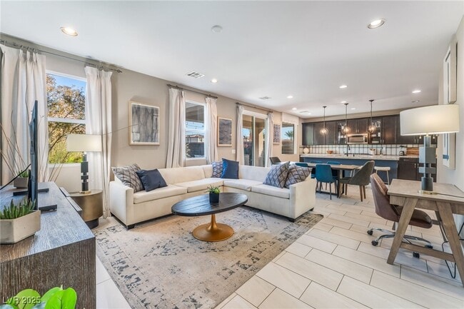 Building Photo - 1506 Visible Ave