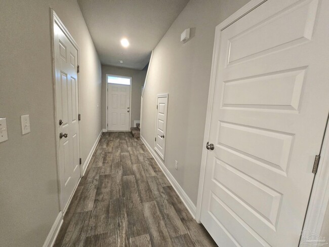 Building Photo - 6012 Royal Port Ct