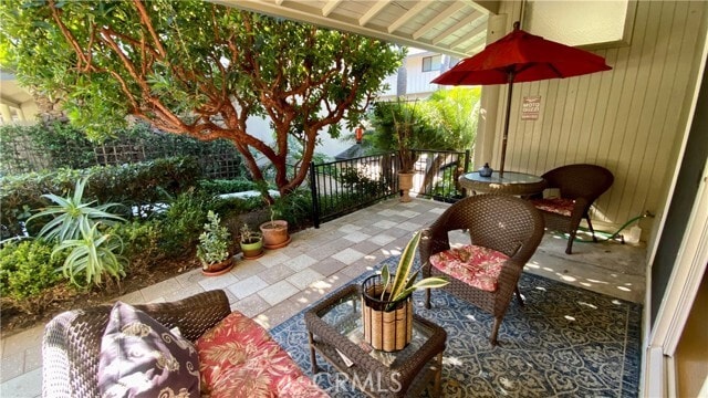 Building Photo - 115 Blue Lagoon