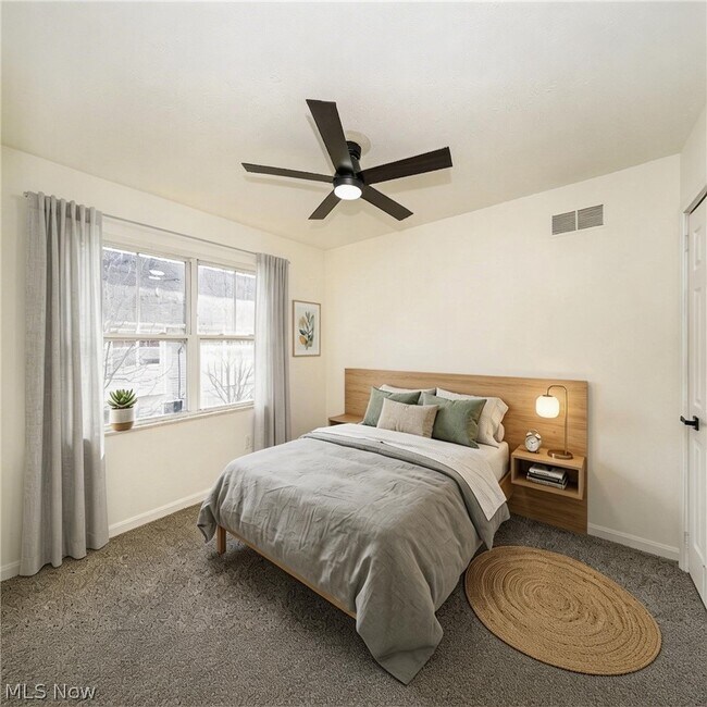 Building Photo - 821 Nela View Rd