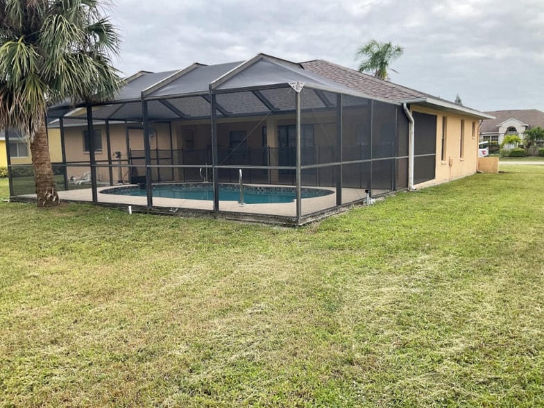 Building Photo - 200 SE 19th Terrace