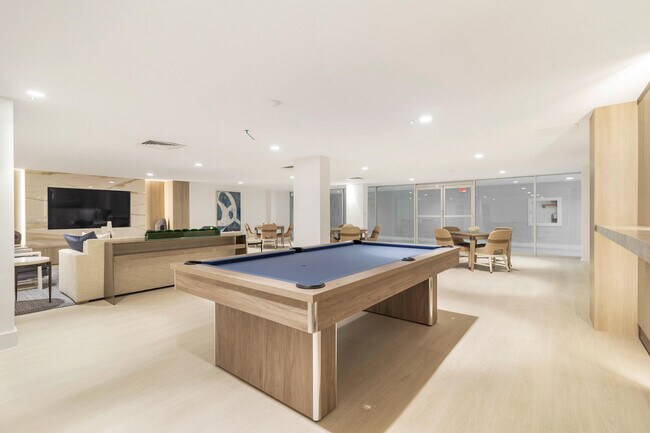 Building Photo - 2773 S Ocean Blvd