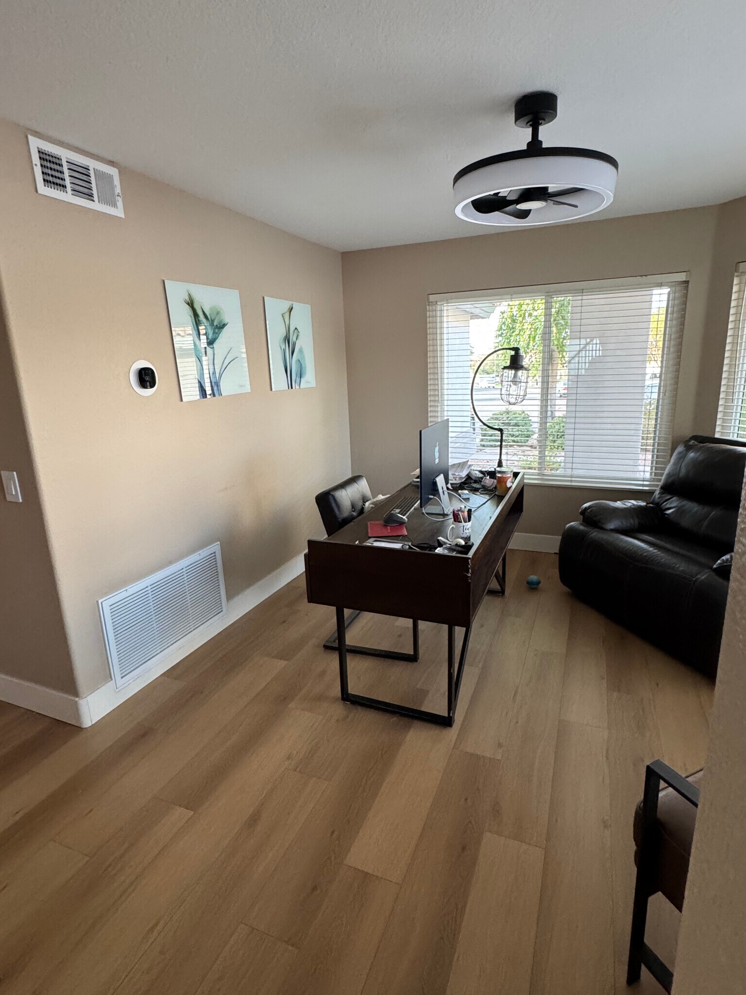 3 bedroom 2.5 bathroom Las Sendas Home For Rent Mesa Arizona - 3821 N Sawtooth Cir