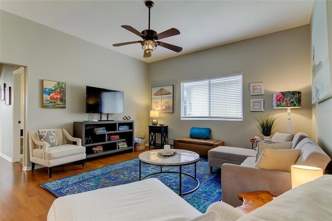 Building Photo - 1421 Beach Club Ln