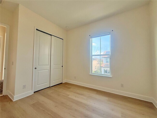 Building Photo - 12933 Doisy St