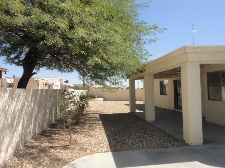Building Photo - 3894 Bluegrass Ct