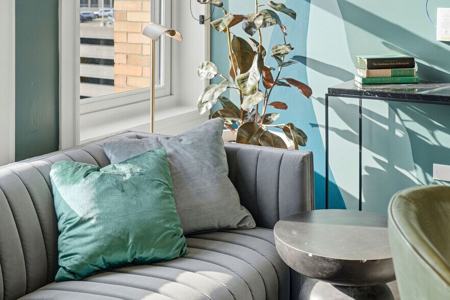 Building Photo - 417 S Dearborn St