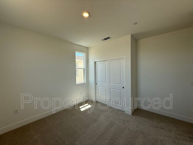 Building Photo - 1336 Martorella Ave