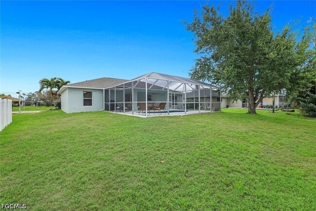Building Photo - 3322 Oasis Blvd