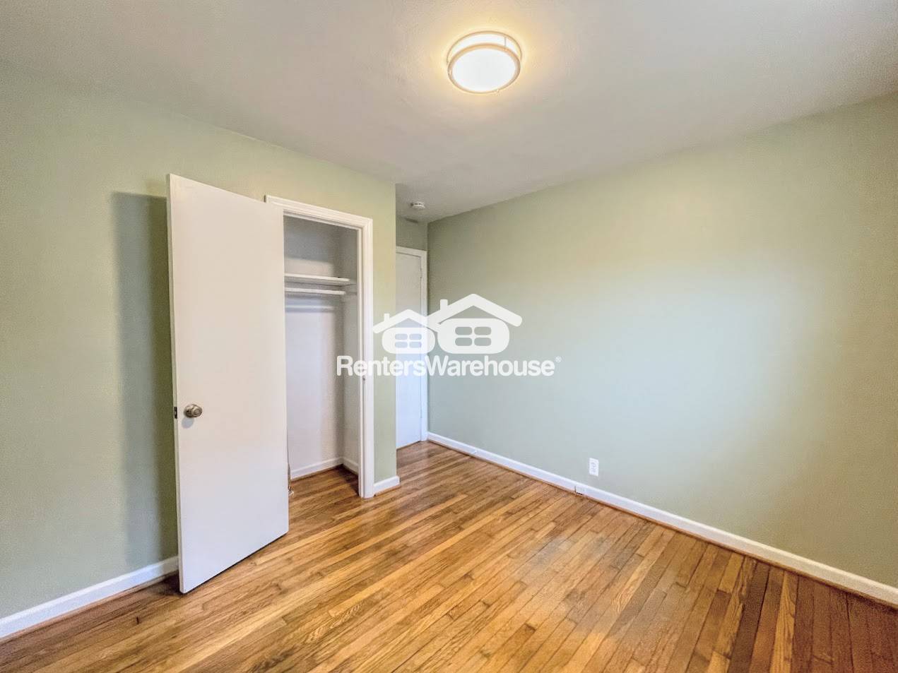 Building Photo - 528 Plantation Dr