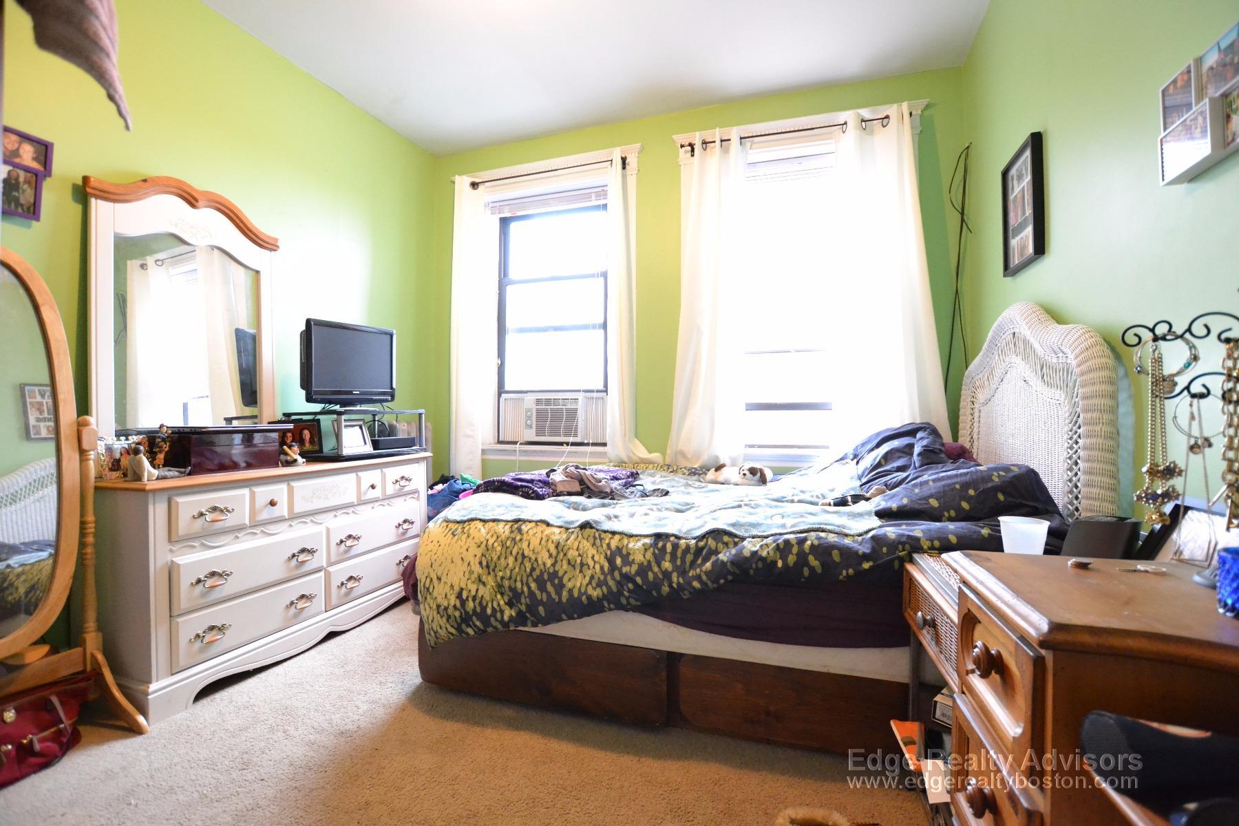 Building Photo - 1258 Commonwealth Ave