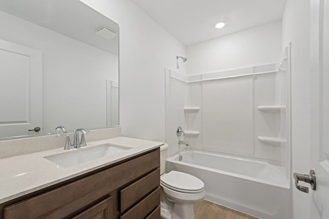 Building Photo - 25644 W Yorkshire Dr