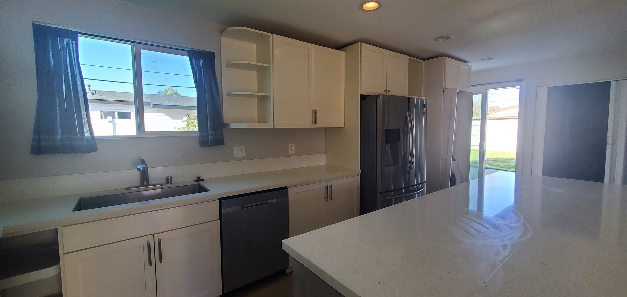 Building Photo - 3822 Conrad Ave