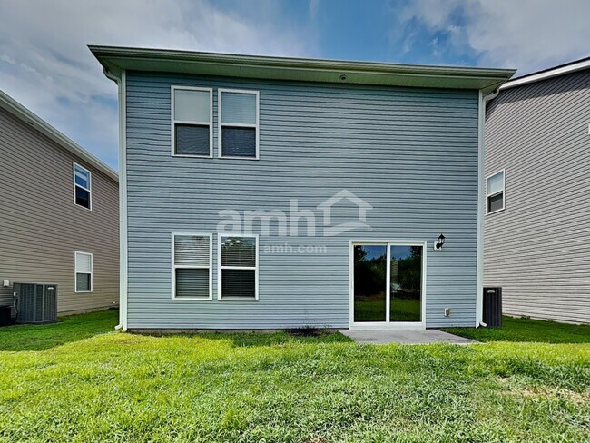 Building Photo - 28 Birch Cir