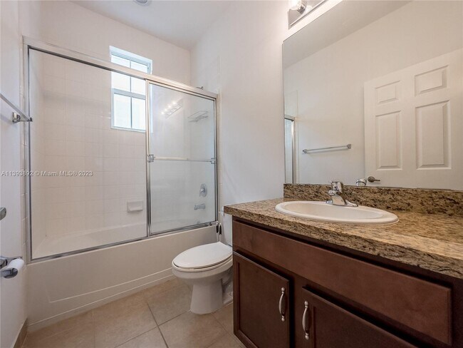 Building Photo - 865 SW 147th Ave