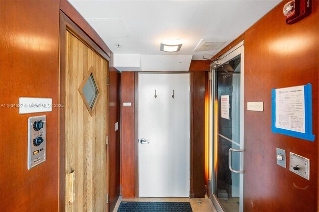 Building Photo - 41 SE 5th St