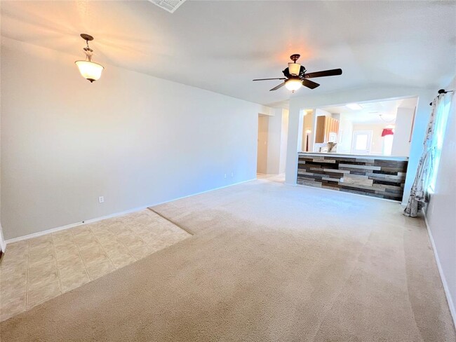 Building Photo - 102 Wren Cove