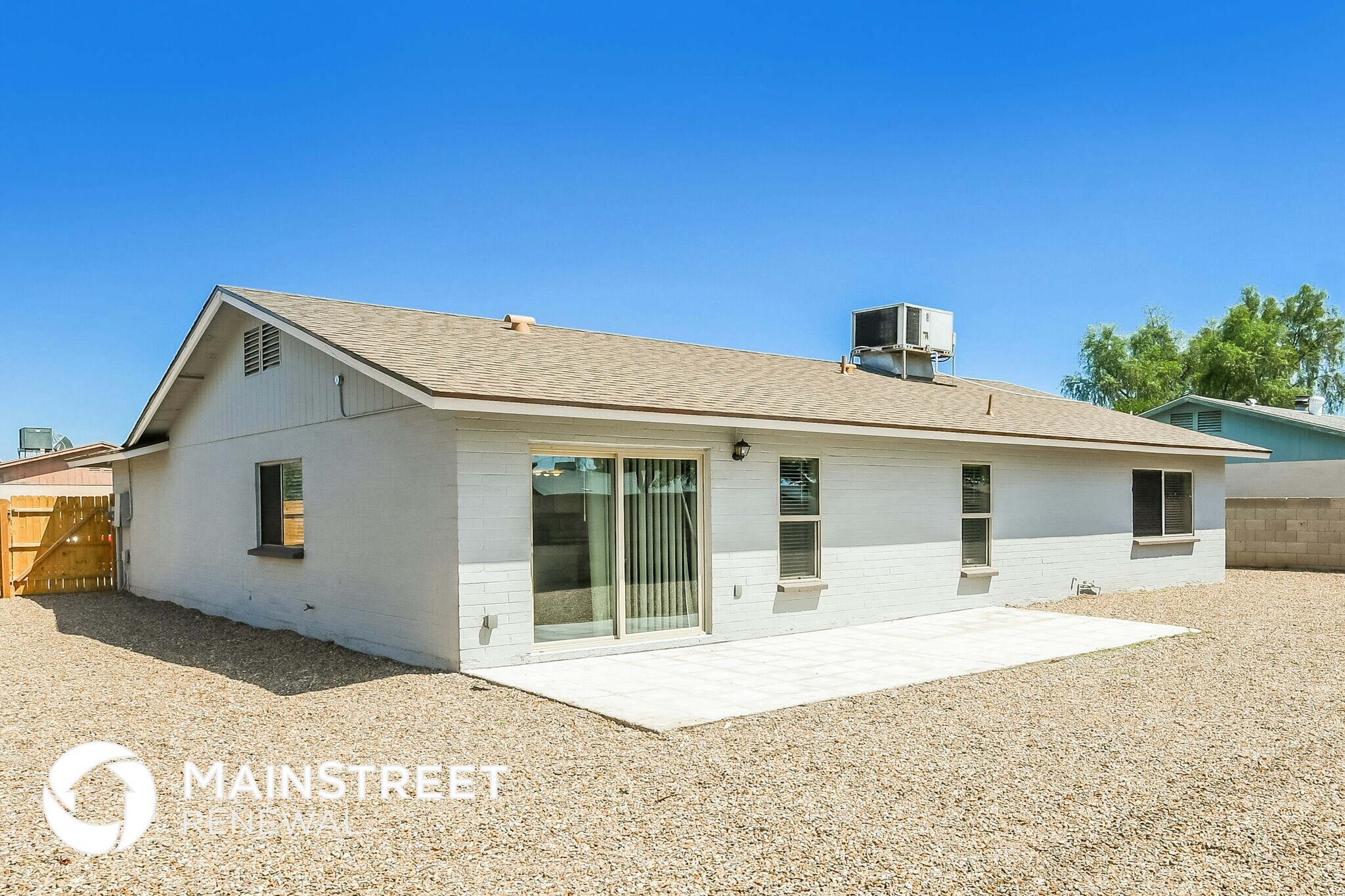 Building Photo - 7007 W Pasadena Ave