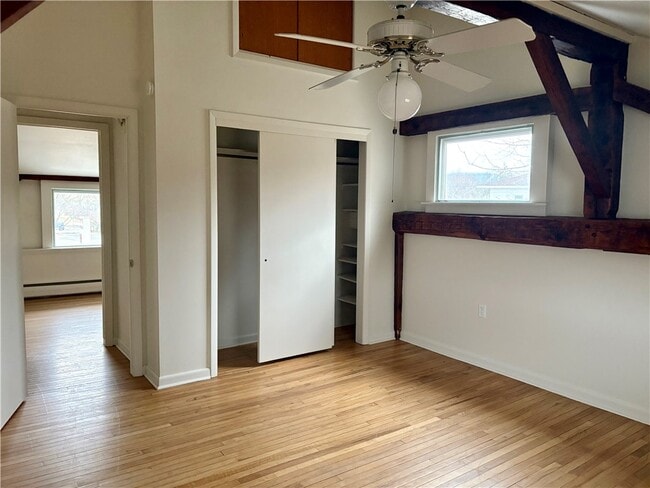 Building Photo - 116 W High St