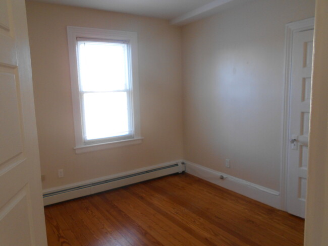 Bedroom 1 - 112 Kimball St