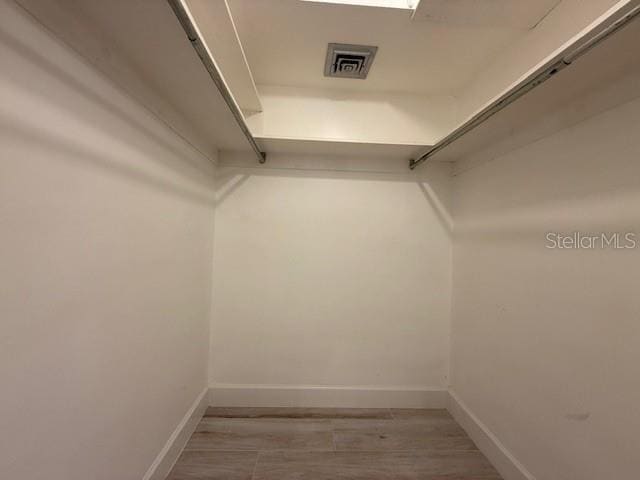 Building Photo - 7351 W Country Club Dr N