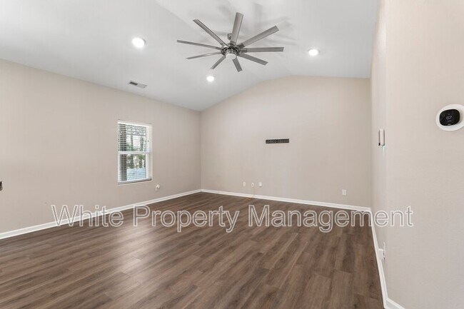 Building Photo - 6113 Purbeck Way