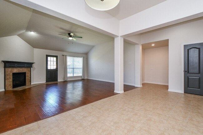 Building Photo - 15122 Heron Meadow Ln