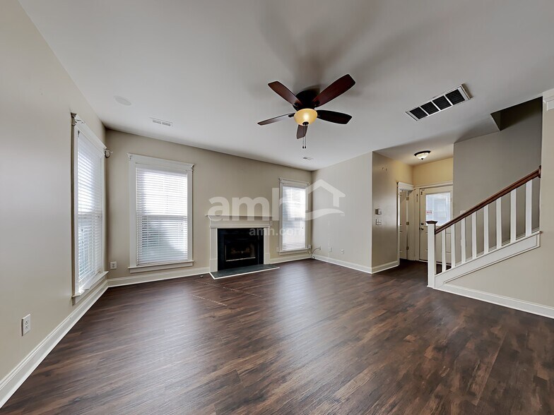 Building Photo - 2612 Merion Hills Ct