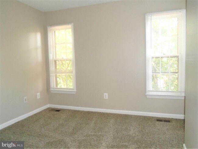 Building Photo - 1914 Duffield Ln