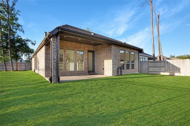 Building Photo - 15906 Golden Trails Ct