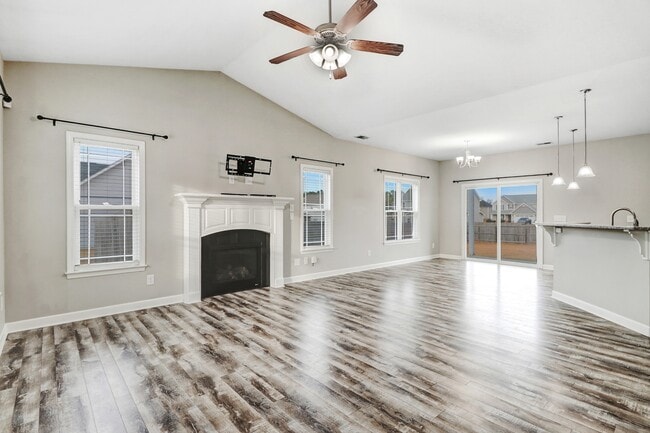 Building Photo - 228 Planters Ridge Dr