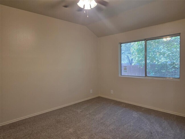 Building Photo - 11602 Maybach Dr