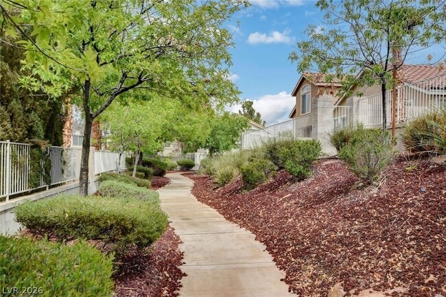 Building Photo - 1843 Thunder Mountain Dr