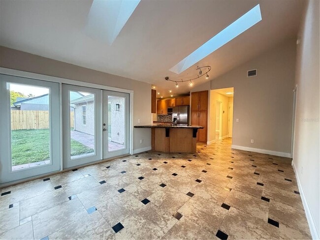 Building Photo - 221 Dempsey Way