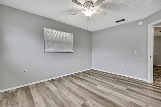 Building Photo - 2453 Keeport Dr