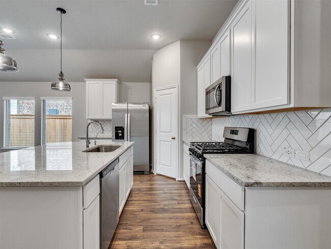 Building Photo - 12614 Nueces River Dr