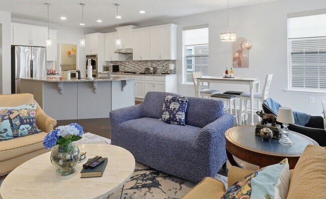 Building Photo - 2717 Van Cliburn Cir