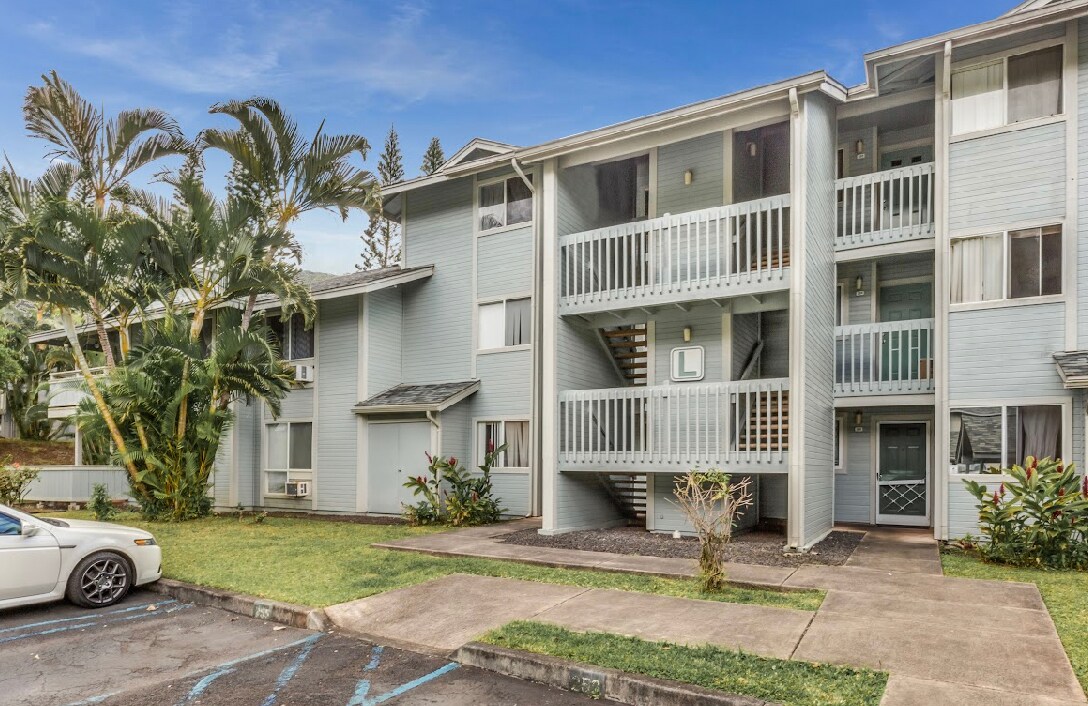 Building exterior - 95-664 Wikao St